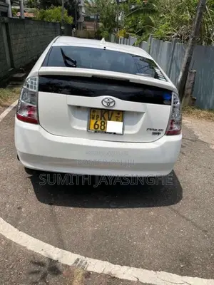Toyota Prius 2012 Car (Used)