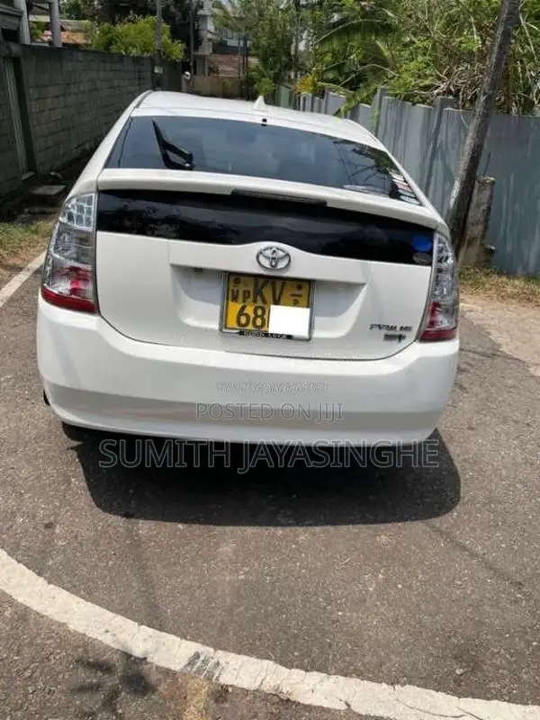 Toyota Prius 2012 Car (Used)