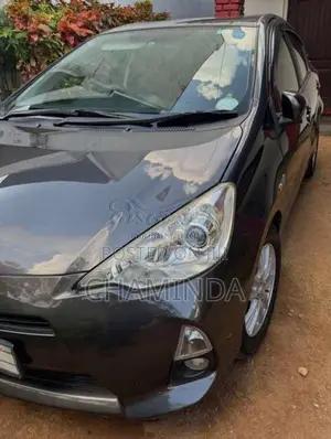 Toyota Aqua 2012 Car (Used)