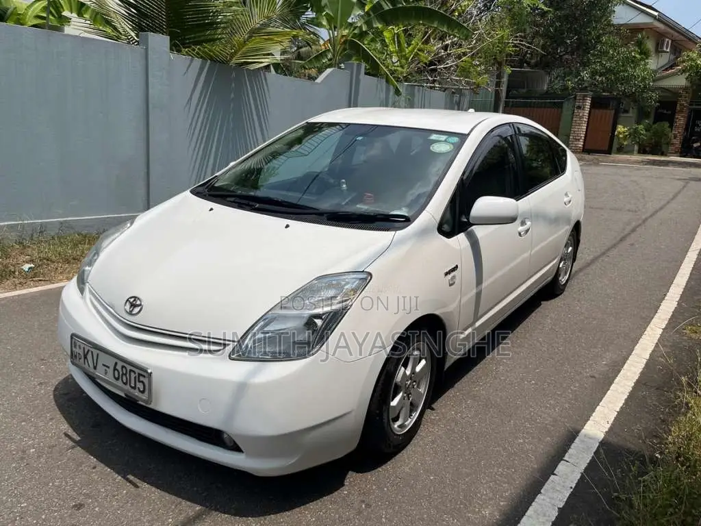 Toyota Prius 2012 Car (Used)