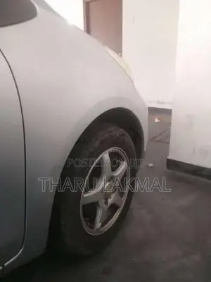 Toyota Vitz 2010 Car (Used)