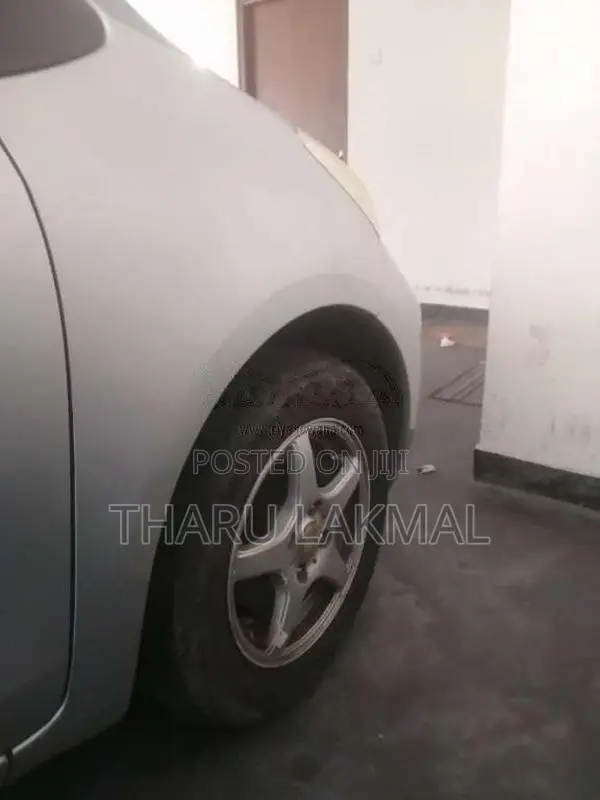 Toyota Vitz 2010 Car (Used)
