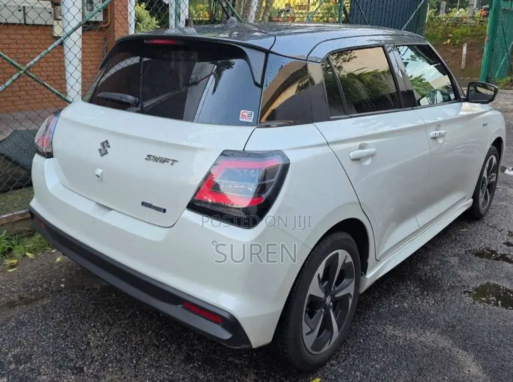 Suzuki Swift 2024 Car (Used)