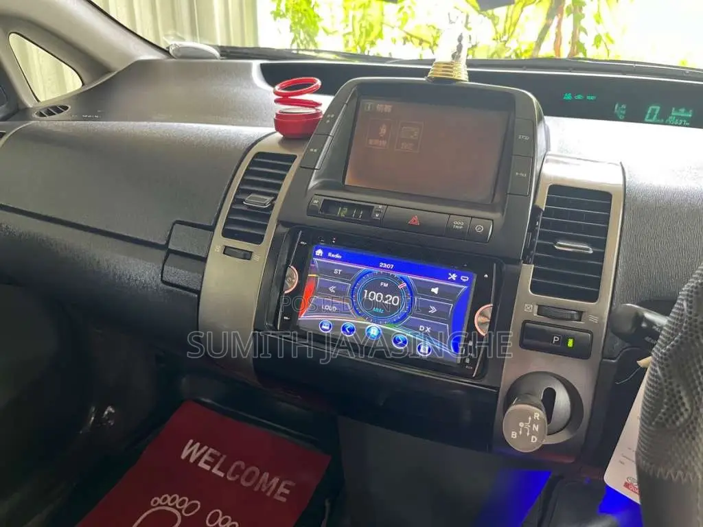 Toyota Prius 2012 Car (Used)