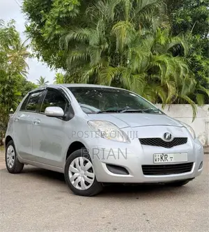 Toyota Vitz 2009 Car (Used)