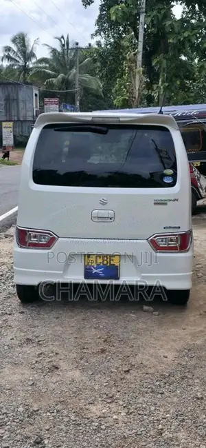 Suzuki Wagon R FZ 2018 Car (Used)
