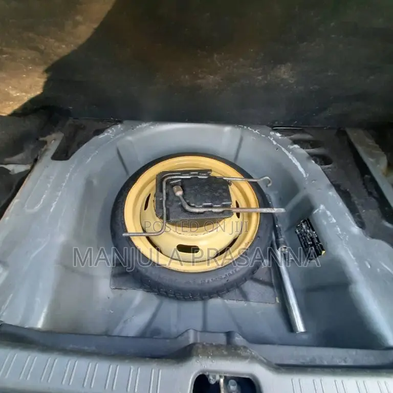Toyota Corolla AE110 L Grade 1997 Car (Used)
