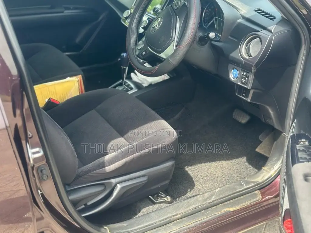 Toyota Axio G Grade 2015 Car (Used)
