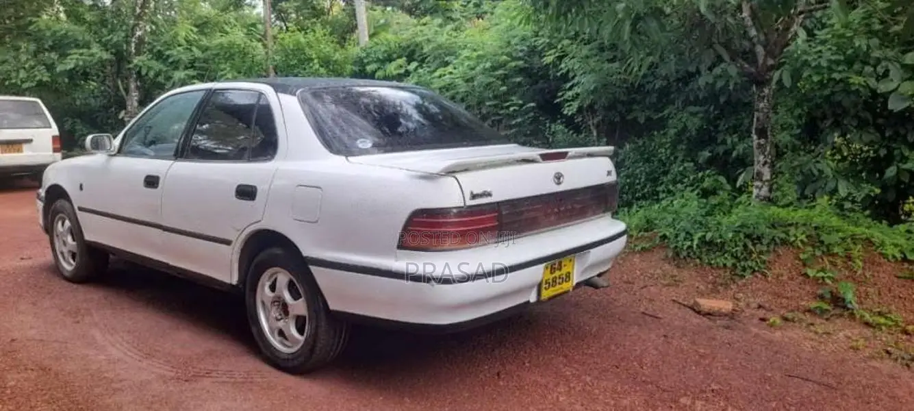 Toyota Camry 1990 Car (Used)