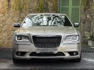 Chrysler 300 CAH 2012 Car (Used)