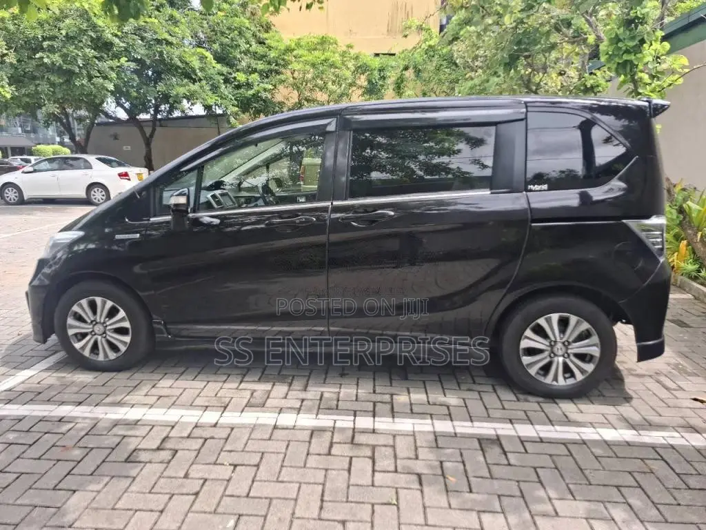Honda Freed 2012 Car (Used)