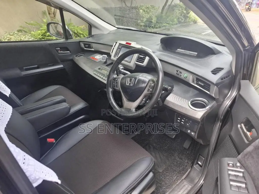 Honda Freed 2012 Car (Used)