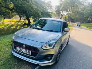 Suzuki Swift RS 2018 Car (Used)