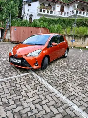Toyota Vitz Safety 2017 Car (Used)