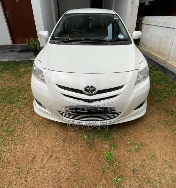 Toyota Belta 2007 Car (Used)