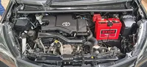 Toyota Vitz 2015 Car (Used)
