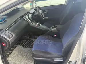 Toyota Prius 2012 Car (Used)