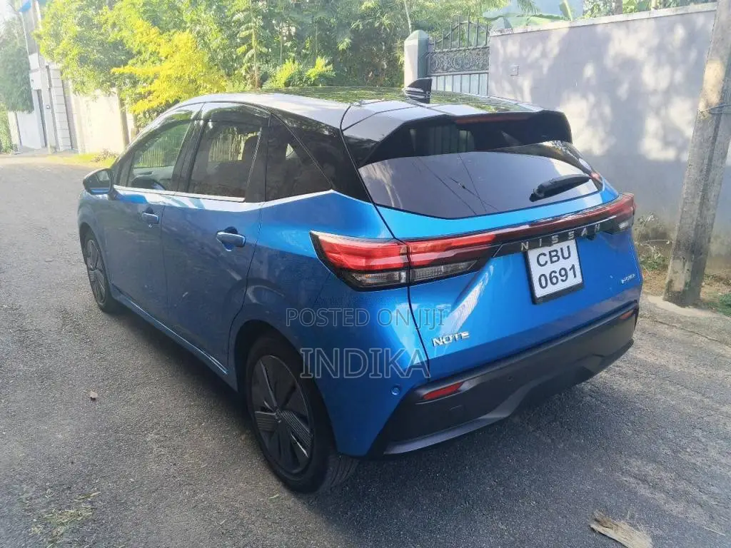 Nissan Note 2023 Car (Used)