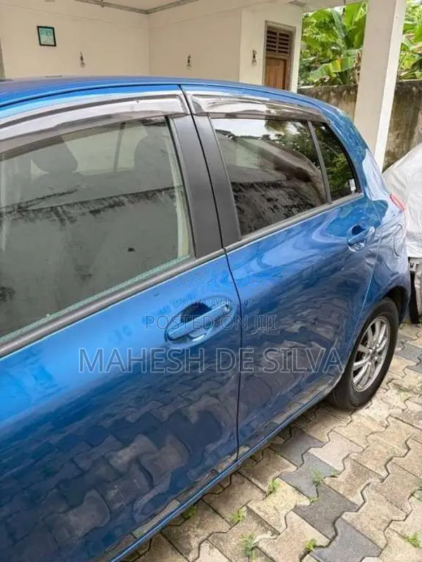 Toyota Vitz 2007 Car (Used)