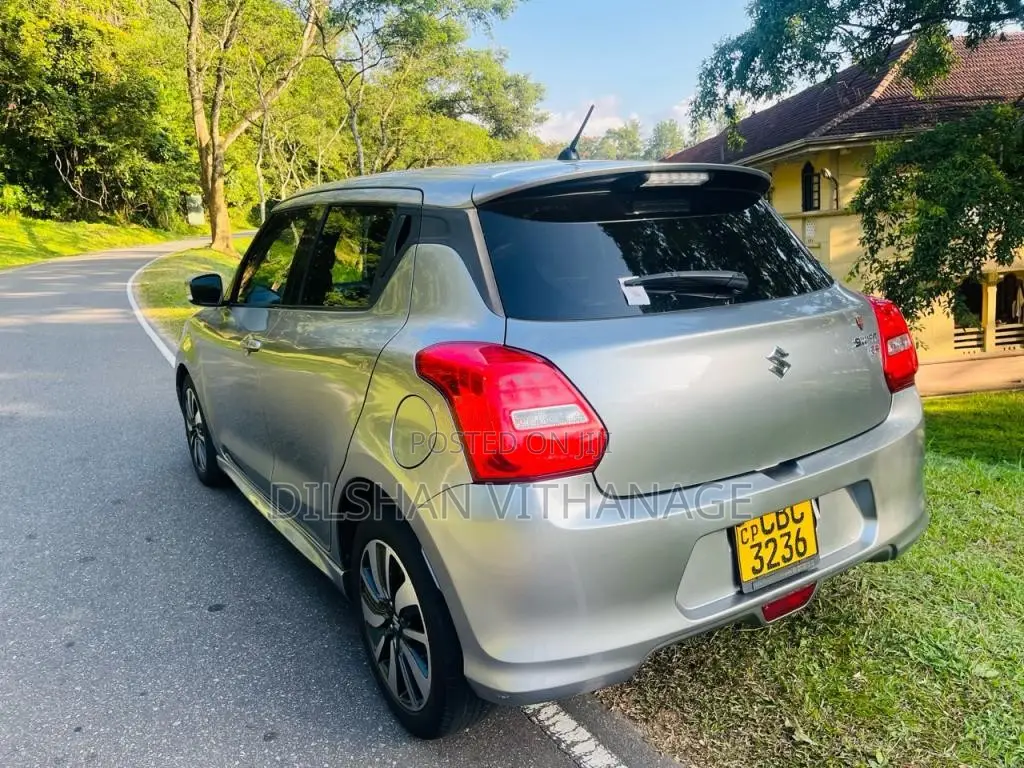 Suzuki Swift RS 2018 Car (Used)