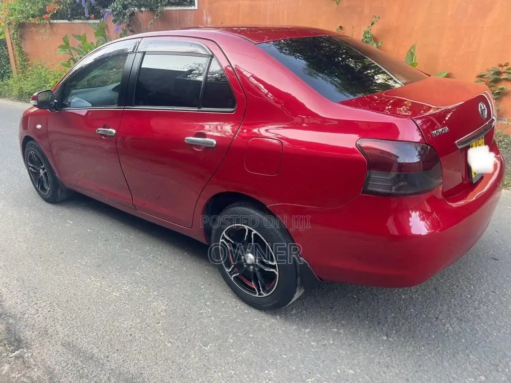 Toyota Yaris 2007 Car (Used)