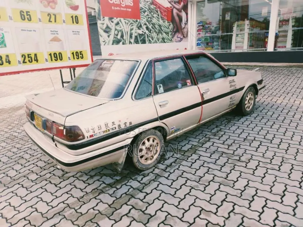Toyota Corona 150 1987 Car (Used)