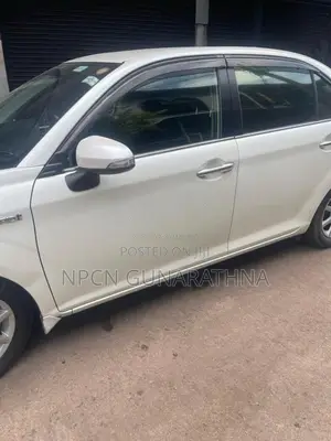 Toyota Axio 2014 Car (Used)