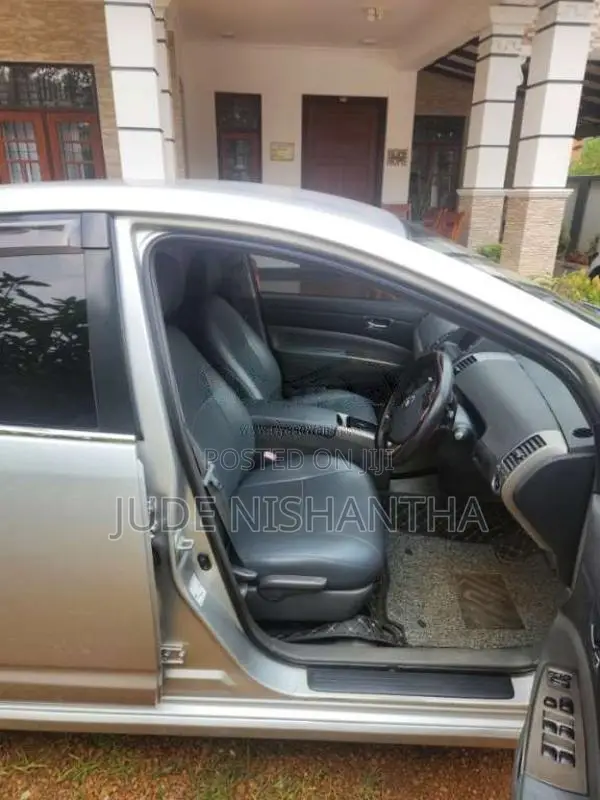 Toyota Prius 2007 Car (Used)