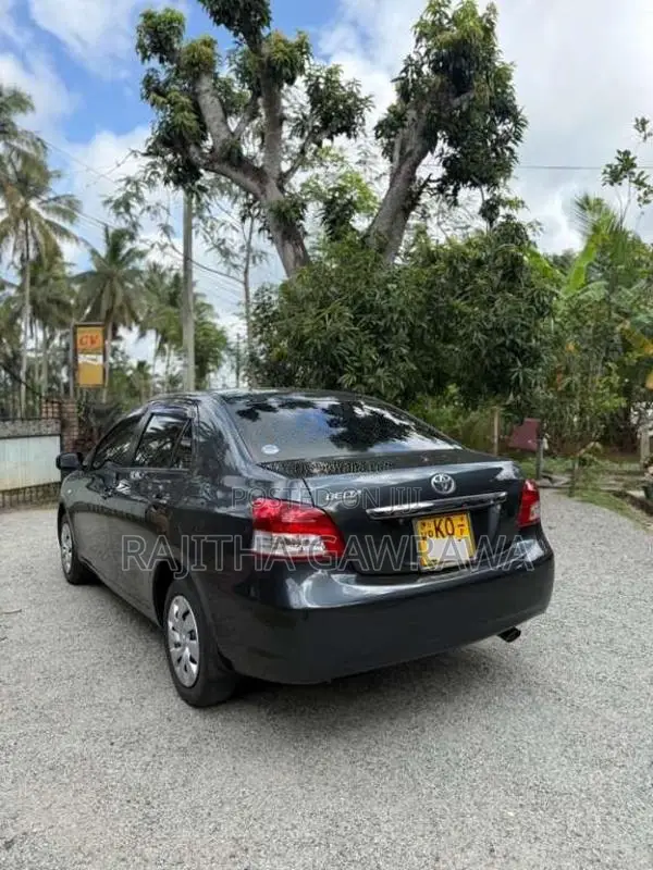 Toyota Belta 2007 Car (Used)