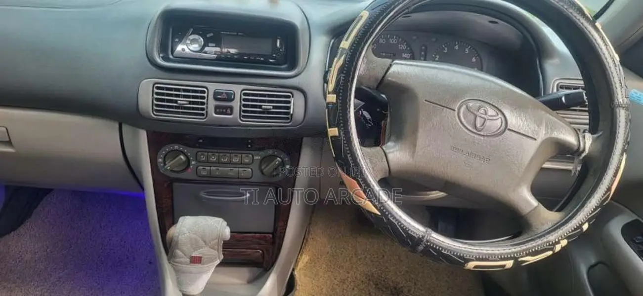 Toyota Corolla AE110 L Grade 1998 Car (Used)