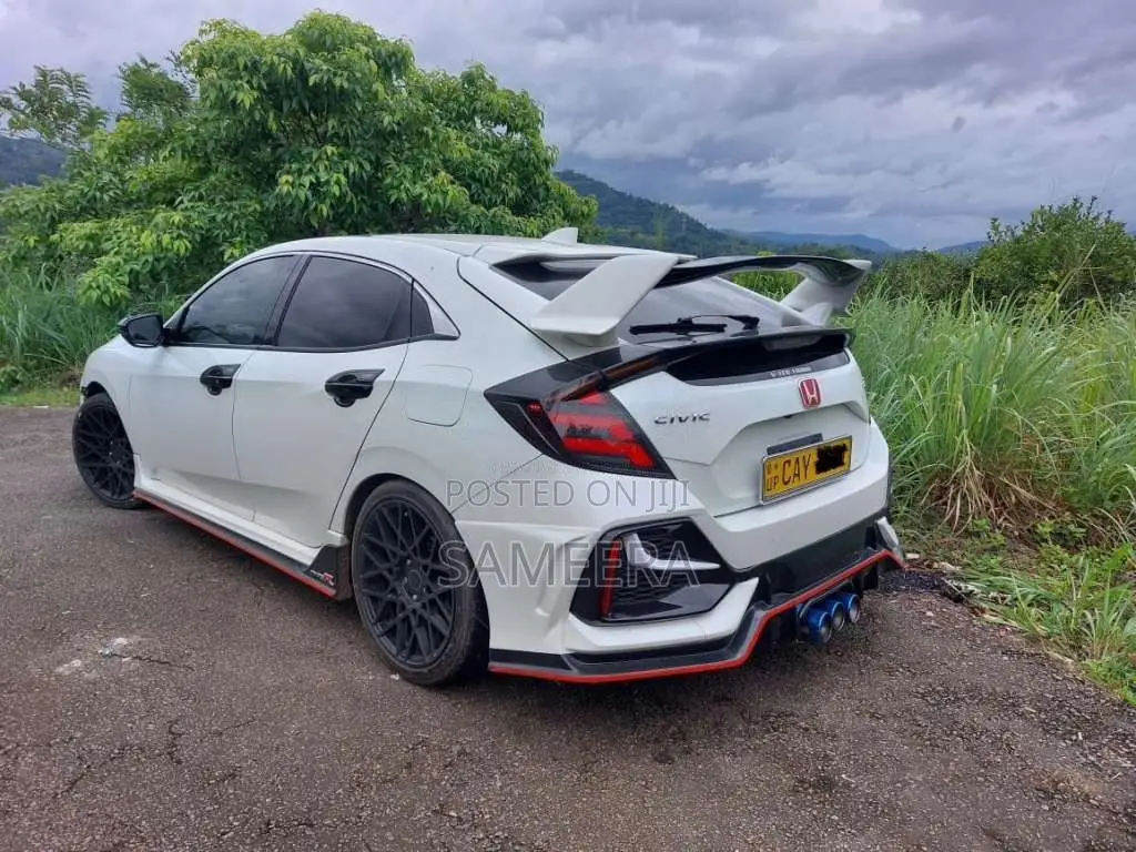 Honda Civic 2017 Car (Used)