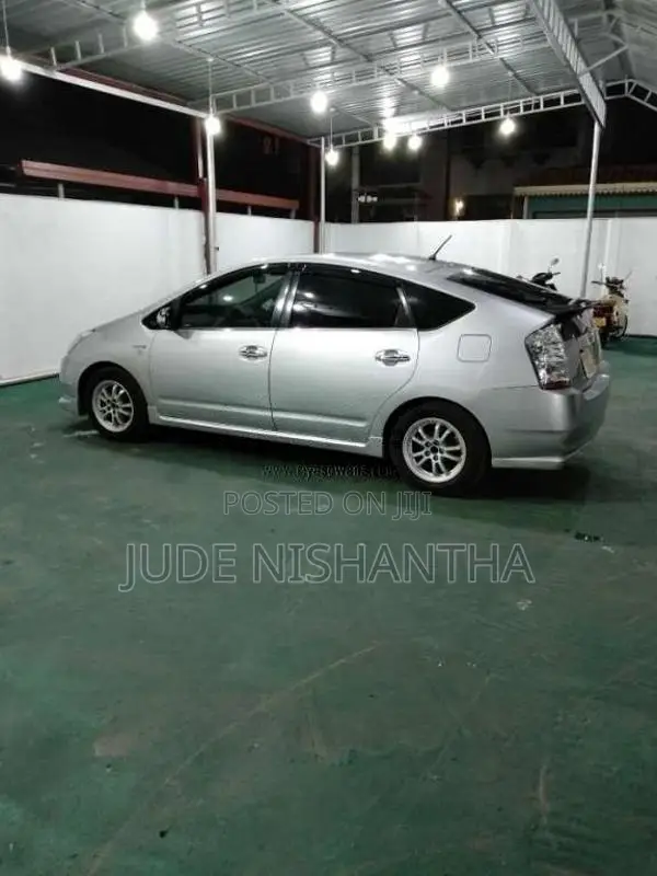 Toyota Prius 2007 Car (Used)