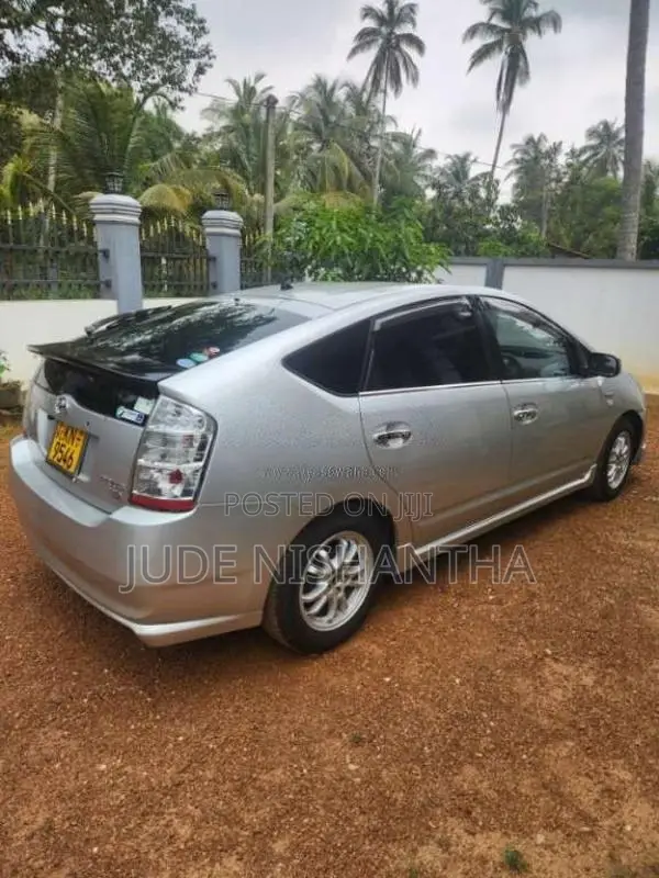 Toyota Prius 2007 Car (Used)