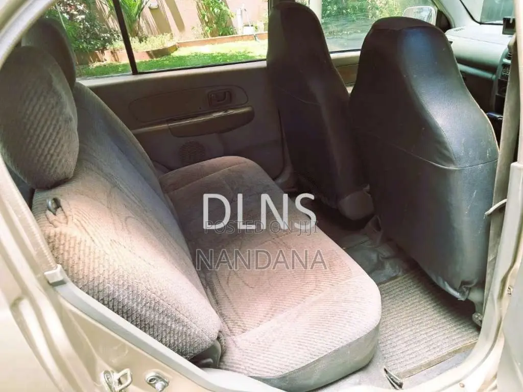 Mitsubishi Minica 2002 Car (Used)