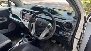 Toyota Aqua 2013 Car (Used)