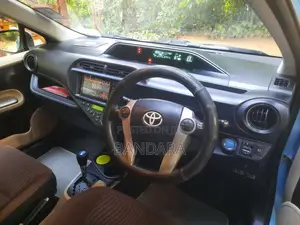 Toyota Aqua 2014 Car (Used)