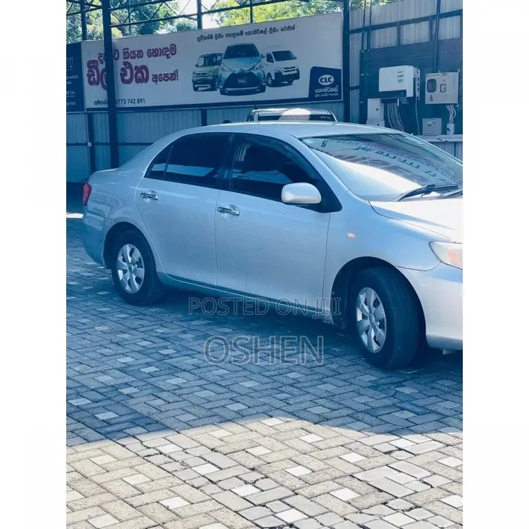 Toyota Axio 2007 Car (Used)