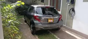 Toyota Vitz 2015 Car (Used)