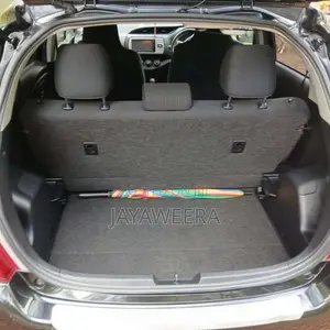 Toyota Vitz 2016 Car (Used)