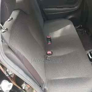 Toyota Vitz 2016 Car (Used)