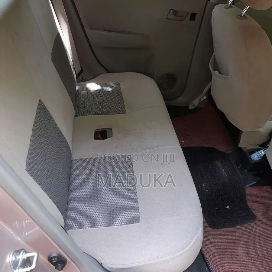 Toyota Pixis 2016 Car (Used)