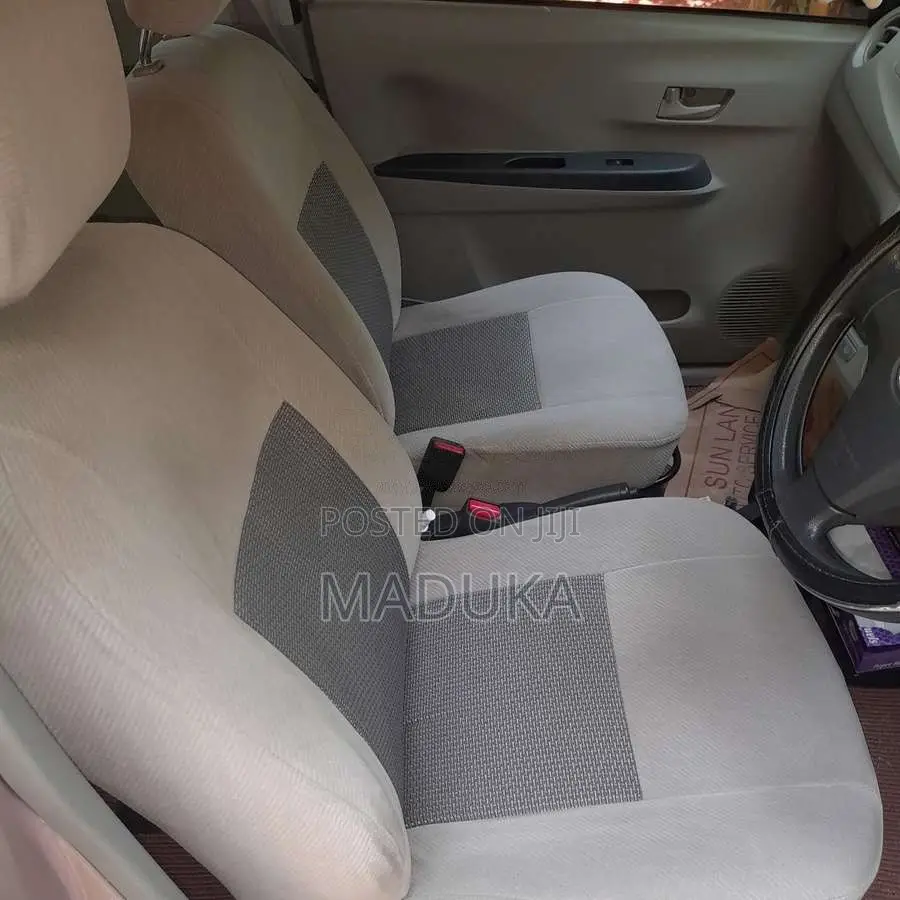 Toyota Pixis 2016 Car (Used)