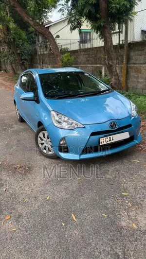 Toyota Aqua 2014 Car (Used)
