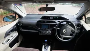Toyota Aqua 2014 Car (Used)