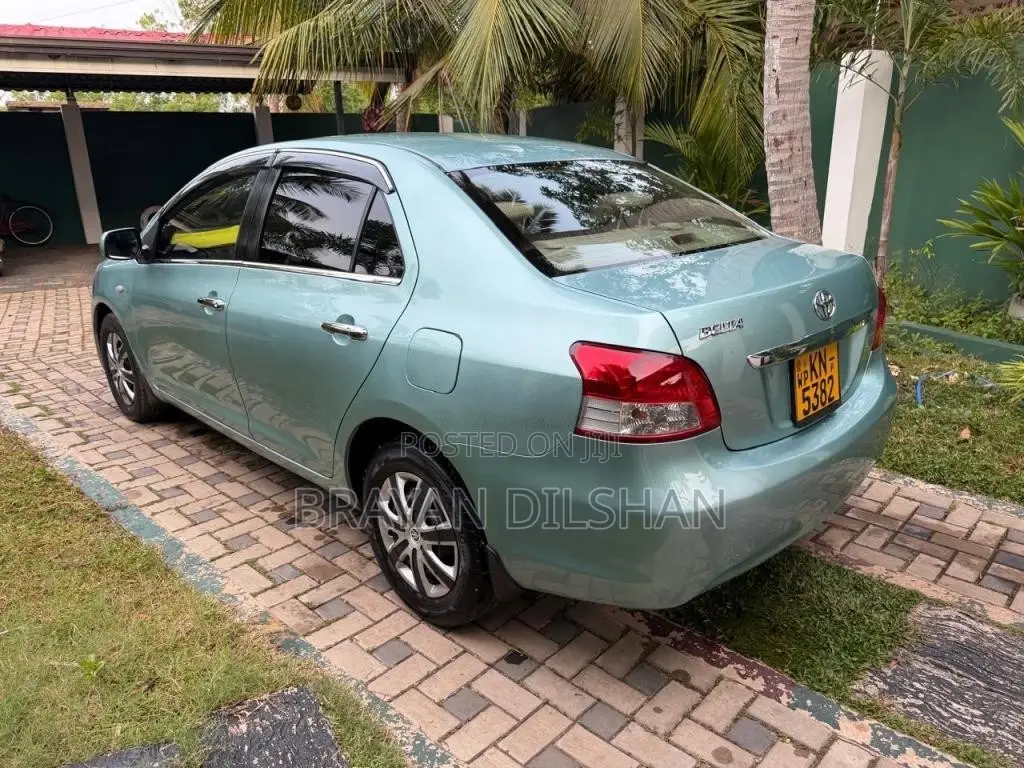 Toyota Belta 2007 Car (Used)