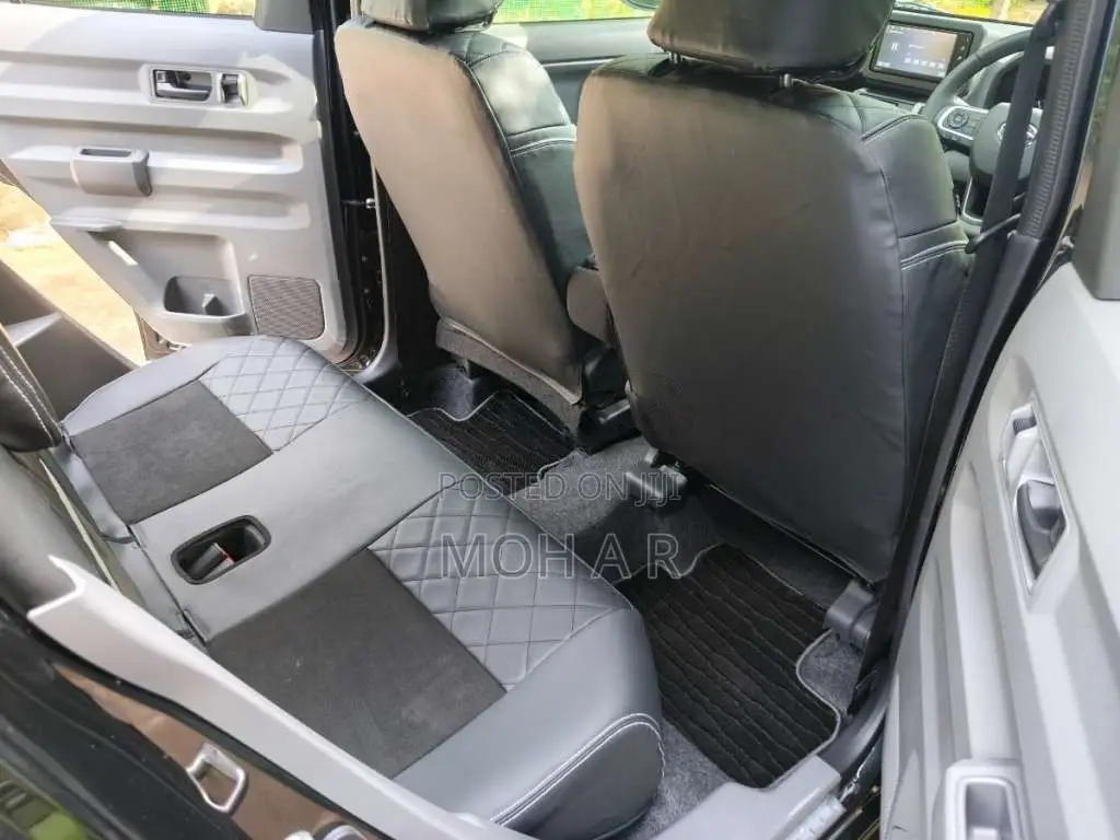 Daihatsu TAFT 2025 Car (Used)