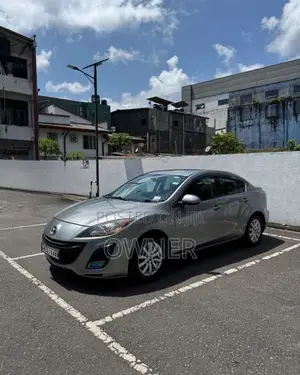 Mazda Axela BL 5 2010 Car (Used)