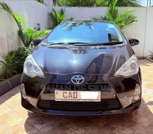 Toyota Aqua S Grade 2013 Car (Used)