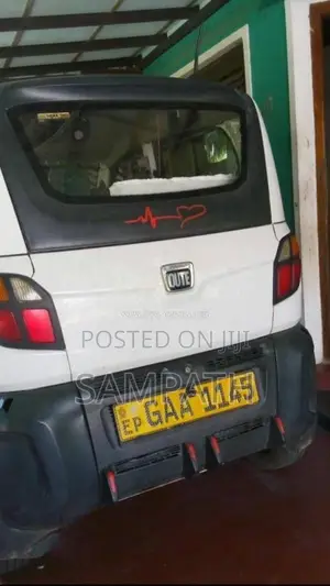 Bajaj Qute 2019 Car (Used)
