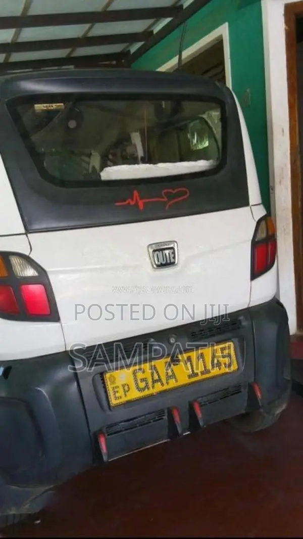 Bajaj Qute 2019 Car (Used)